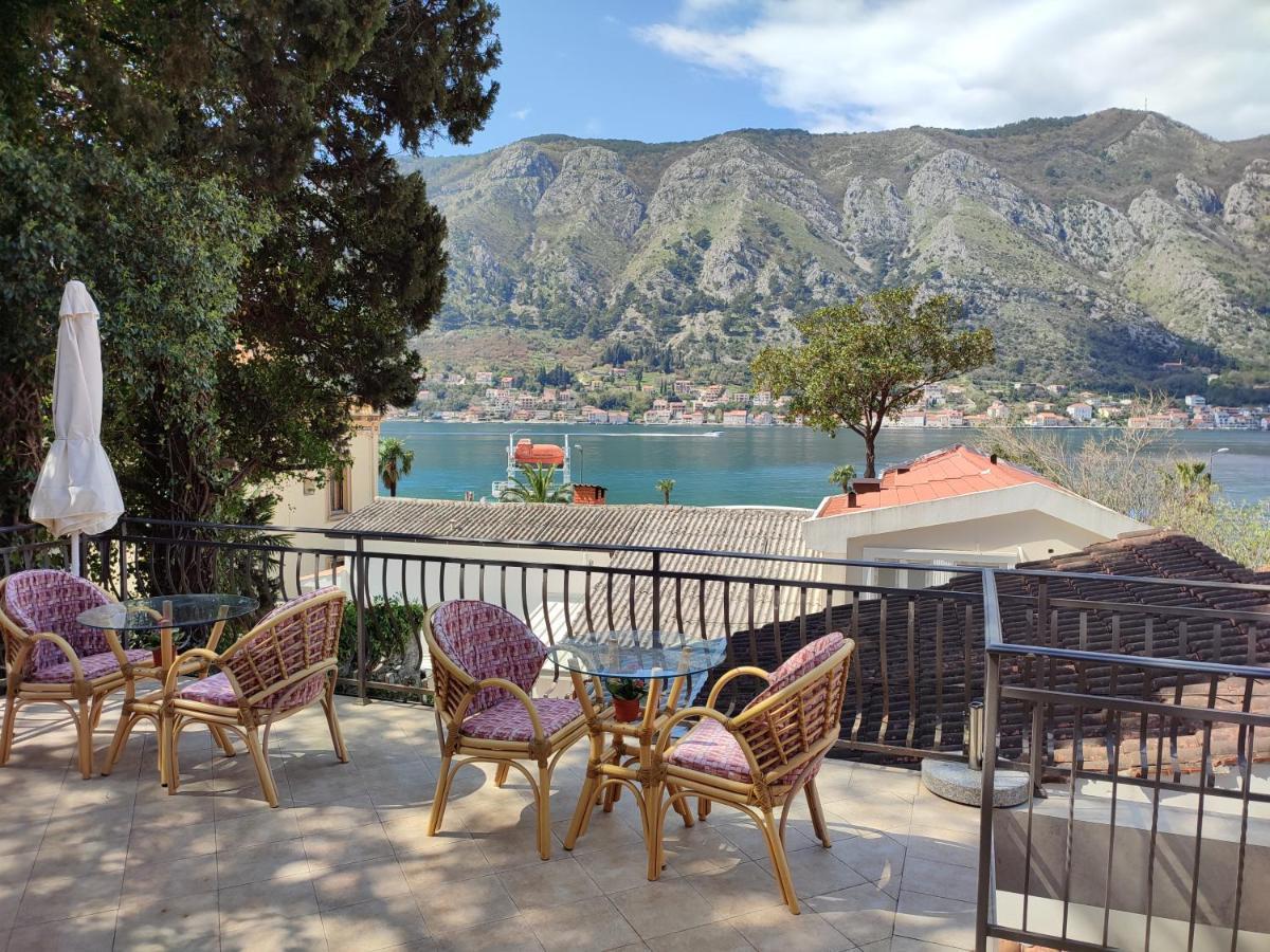 Bay Mola Aparts Kotor Zewnętrze zdjęcie