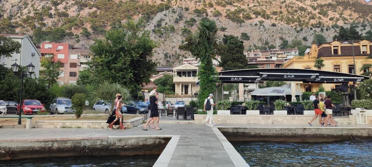 Bay Mola Aparts Kotor Zewnętrze zdjęcie